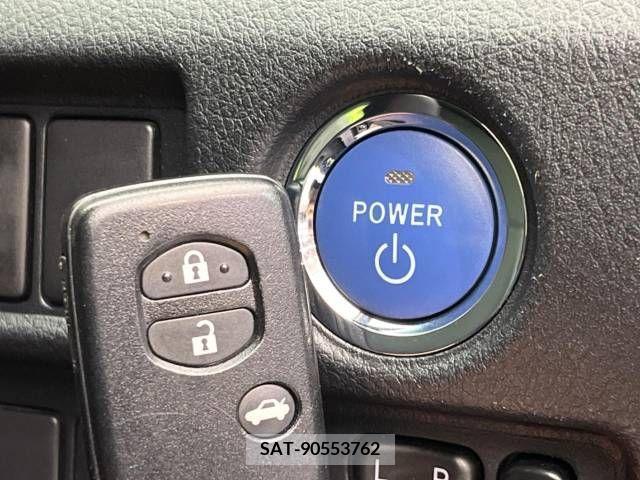 Toyota SAI 2012-04 341725-5