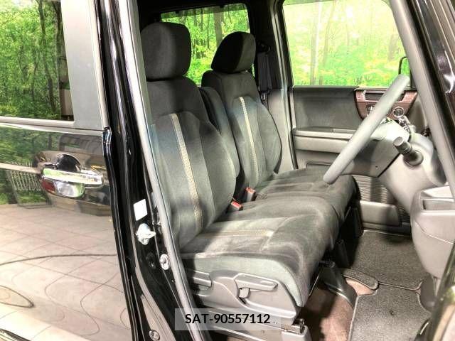 Honda N BOX CUSTOM 2020-06 330891-8