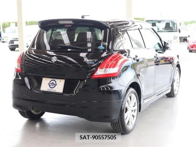 Suzuki SWIFT 2014-03 320913-5