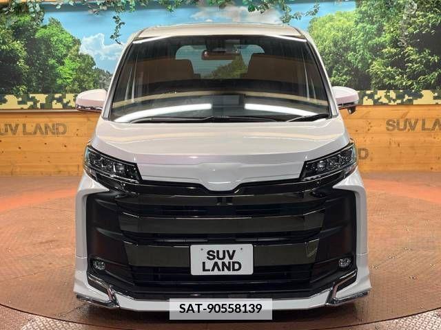 Toyota NOAH 2023-08 346910-17