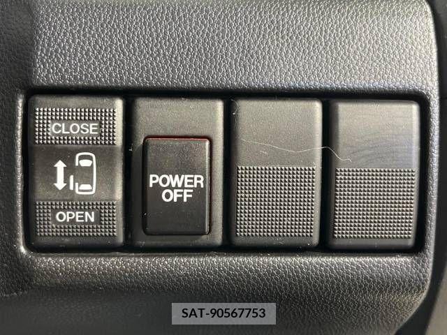 Mazda PREMACY 2015-08 281673-4