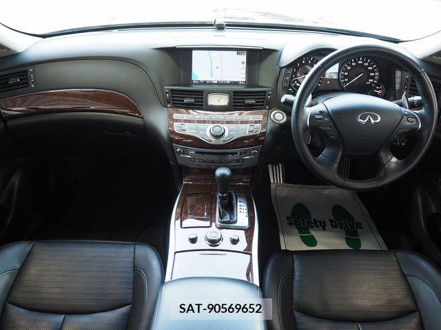 Nissan FUGA 2016-08 270780-6