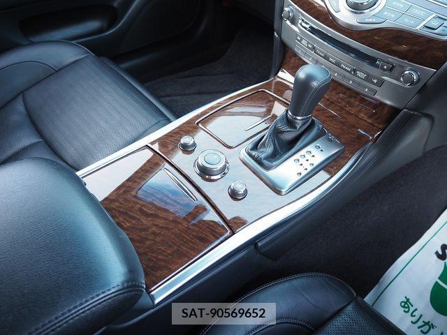Nissan FUGA 2016-08 270780-13