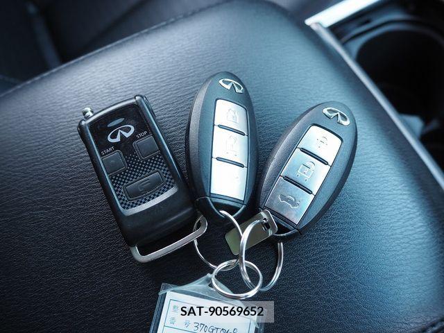 Nissan FUGA 2016-08 270780-17