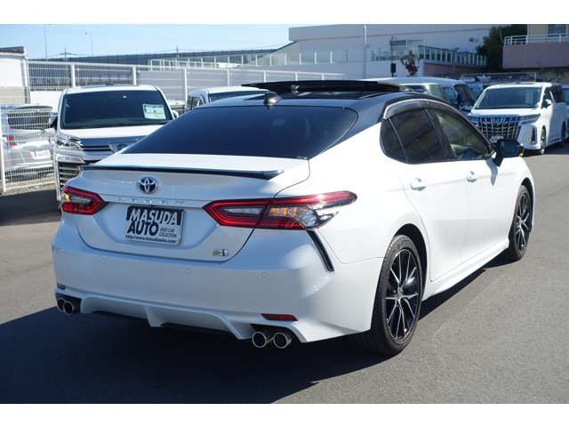 Toyota CAMRY HYBRID 2022-02 183022-6