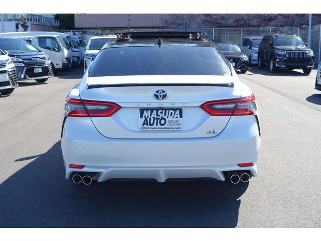 Toyota CAMRY HYBRID 2022-02 183022-5