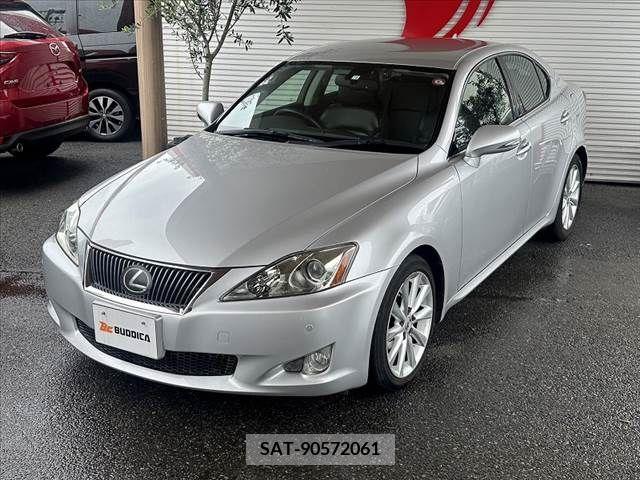 Lexus IS 2010-04 334263-8