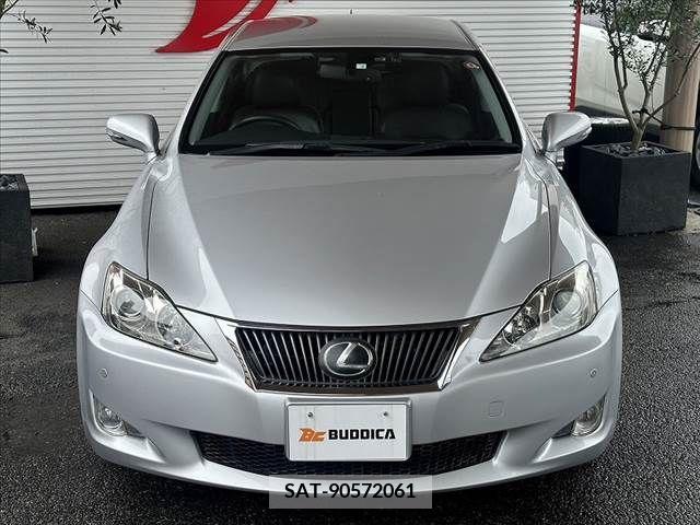 Lexus IS 2010-04 334263-7