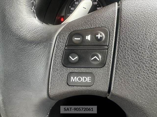 Lexus IS 2010-04 334263-25