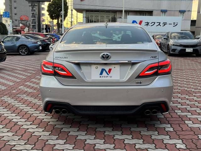 Toyota CROWN SEDAN 2018-09 10681-17