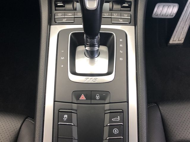 Porsche CAYMAN 2016-12 181247-15