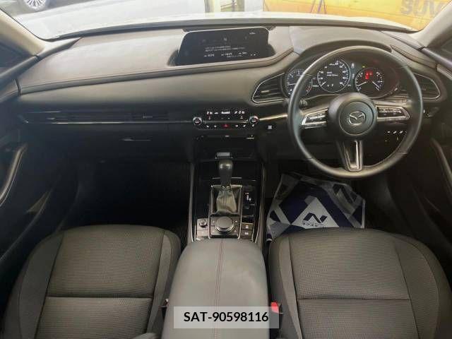Mazda CX-30 2023-02 377909-1