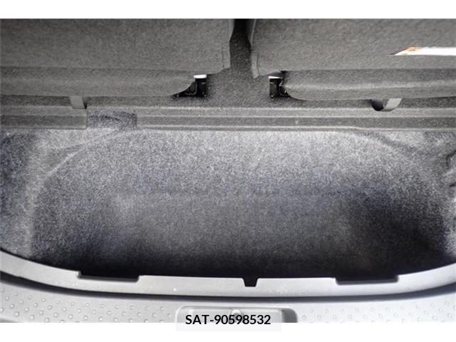 Toyota SIENTA 2022-09 368140-17
