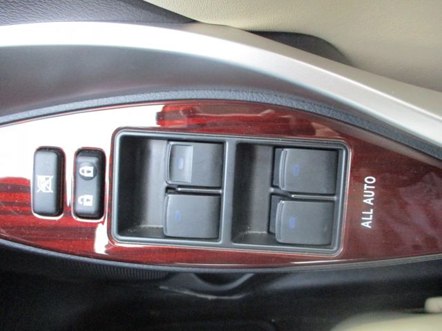 Toyota PREMIO 2017-09 26484-19
