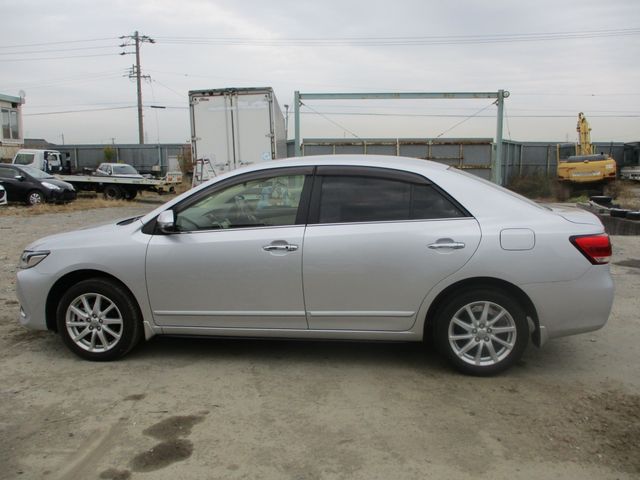 Toyota PREMIO 2017-09 26484-6