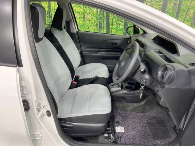 Toyota AQUA 2018-10 15077-8
