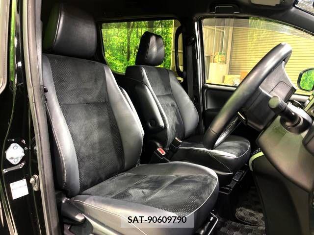 Toyota VOXY 2021-11 321681-10