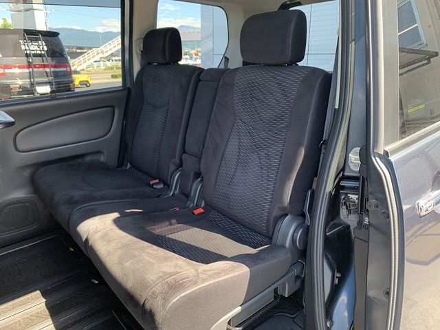 Nissan SERENA 2012-05 23120-13