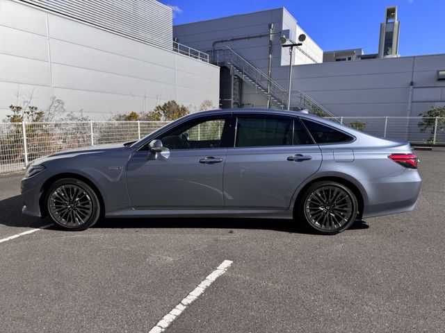 Toyota CROWN SEDAN 2018-08 192552-3