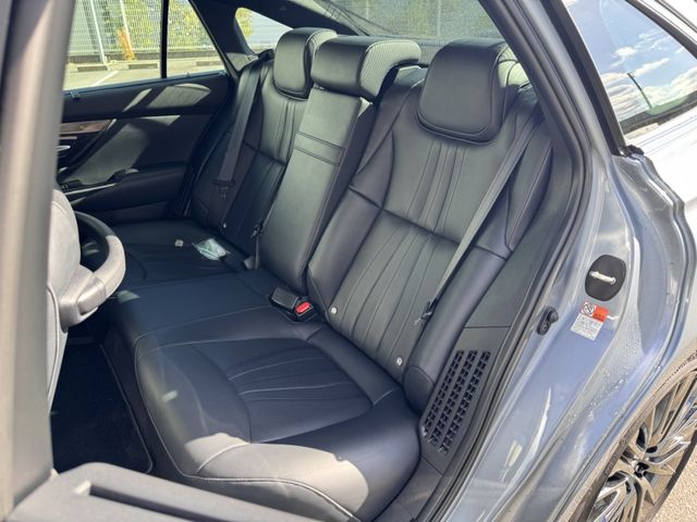 Toyota CROWN SEDAN 2018-08 192552-25