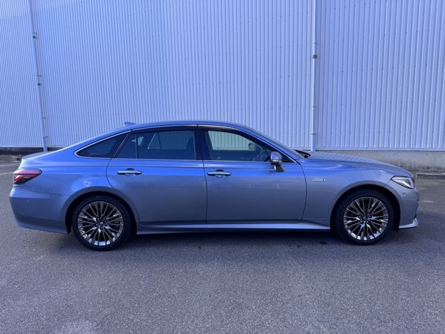 Toyota CROWN SEDAN 2018-08 192552-7