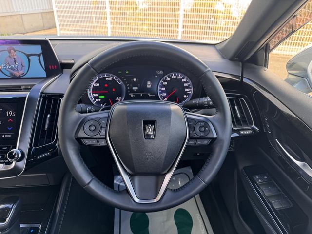 Toyota CROWN SEDAN 2018-08 192552-11