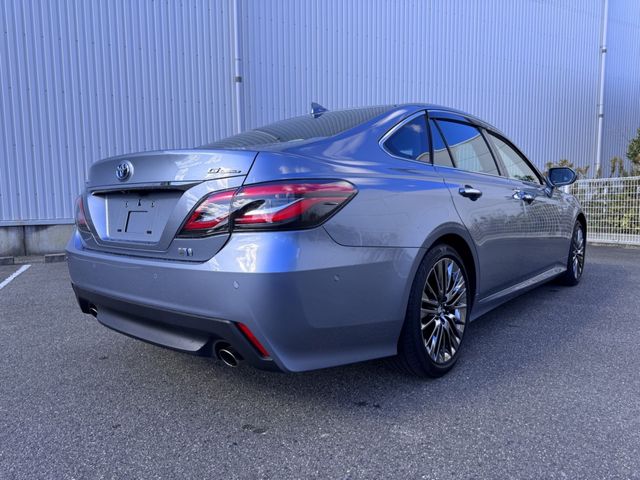 Toyota CROWN SEDAN 2018-08 192552-6