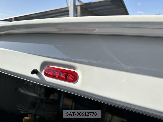 Suzuki EVERY WAGON 2023-02 212833-19
