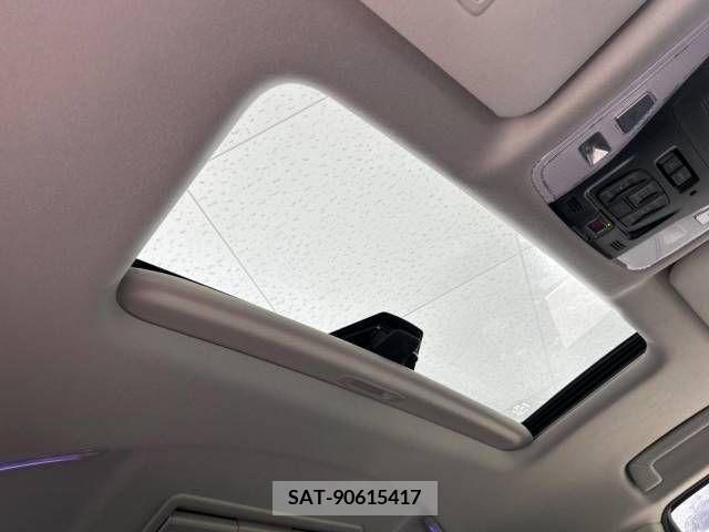 Toyota ALPHARD 2023-03 280413-2