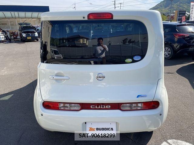 Nissan CUBE 2010-11 295436-7