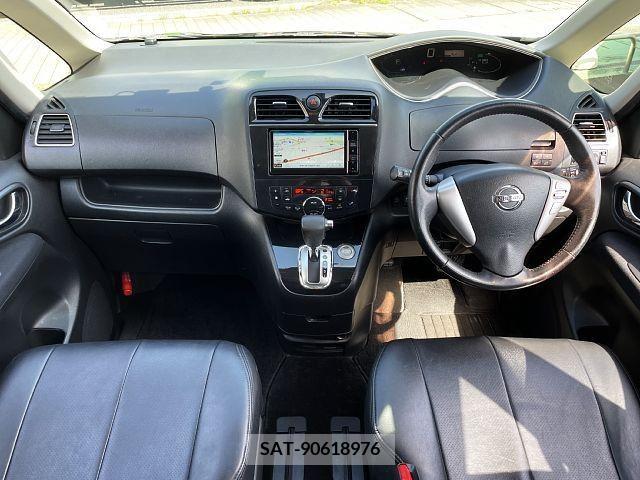 Nissan SERENA 2012-03 238020-1
