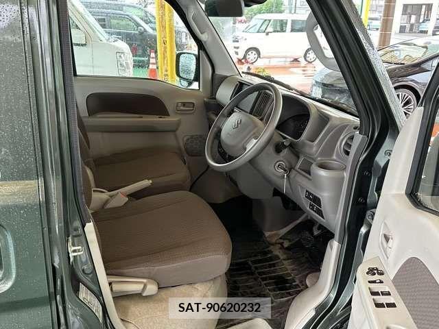 Suzuki EVERY 2023-11 301660-13