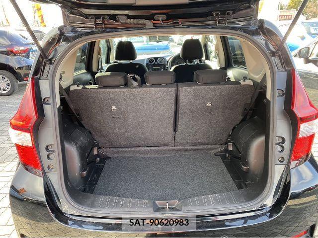 Nissan NOTE 2019-02 219581-7