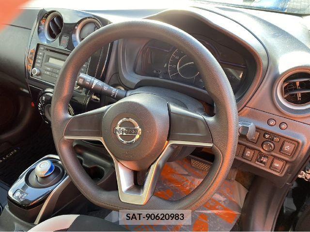 Nissan NOTE 2019-02 219581-8