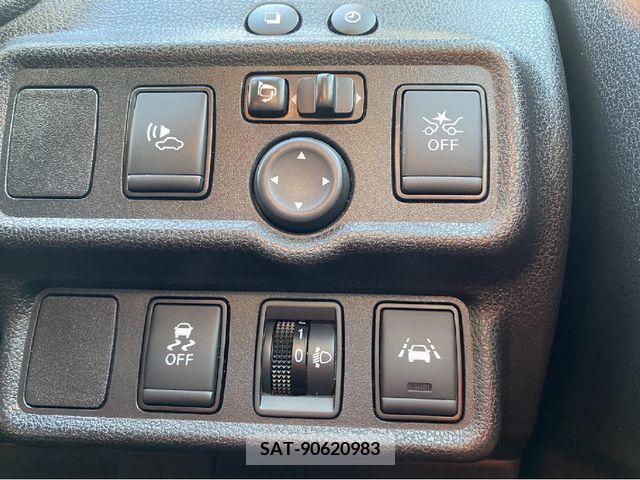 Nissan NOTE 2019-02 219581-13