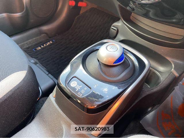 Nissan NOTE 2019-02 219581-14