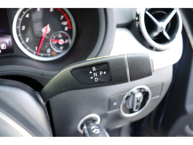 Mercedes Benz B-CLASS 2018-01 4091-6