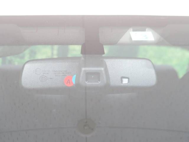 Nissan SKYLINE 2016-03 14882-2