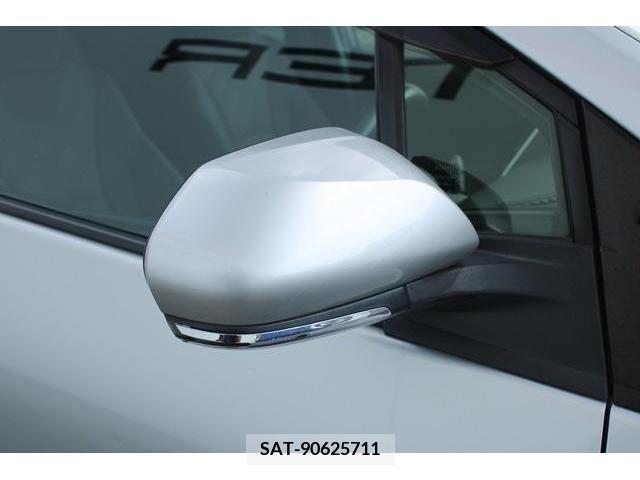 Toyota PRIUS 2019-06 282218-10