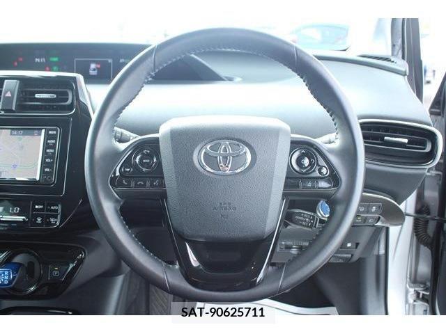 Toyota PRIUS 2019-06 282218-16