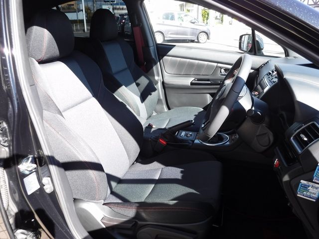 Subaru WRX STI 2018-09 183038-11