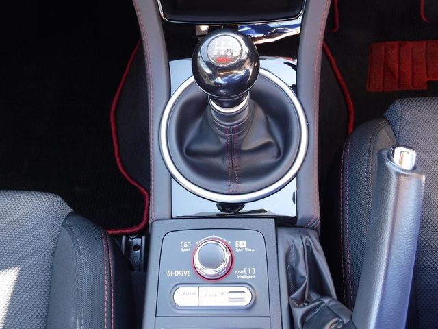 Subaru WRX STI 2018-09 183038-13