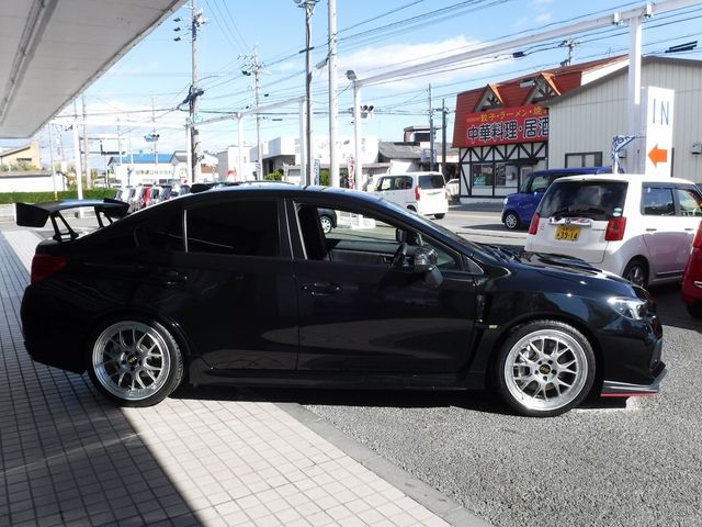 Subaru WRX STI 2018-09 183038-3