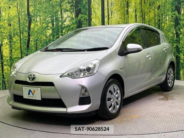 Toyota AQUA 2013-06 349982-13