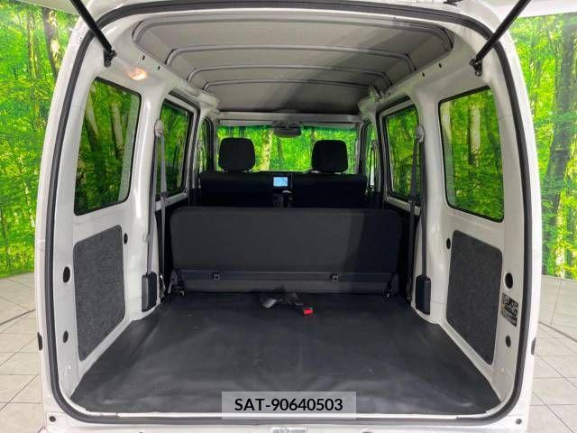 Daihatsu HIJET CARGO 2021-08 246736-11