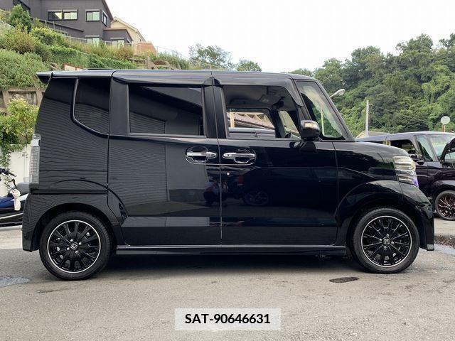 Honda N BOX CUSTOM 2016-09 364752-5