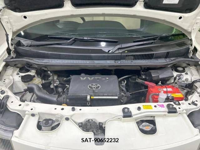 Toyota BB 2011-12 327038-18
