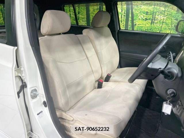Toyota BB 2011-12 327038-8