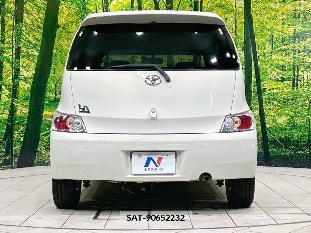 Toyota BB 2011-12 327038-15