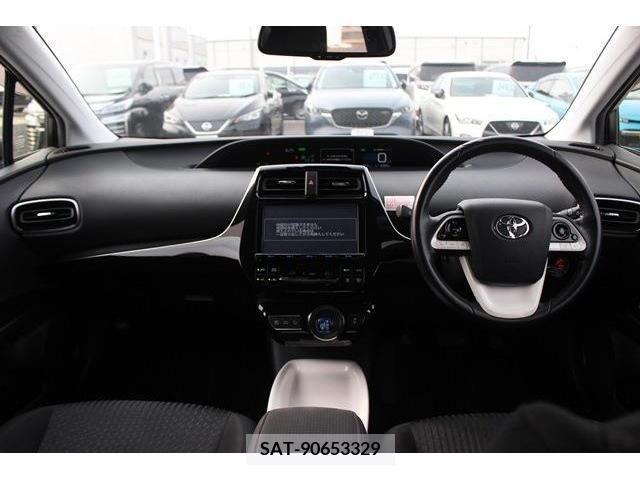 Toyota PRIUS 2016-04 322375-16